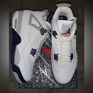 Jordan 4 Midnight Navy